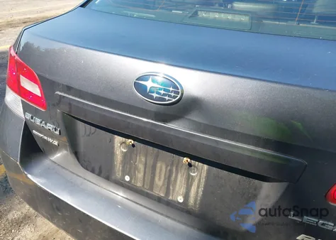 2013 Subaru Legacy 2.5I Limited из США, поврежденный, VIN 4S3BMBJ68D3002238